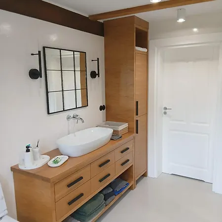 20 Holiday home